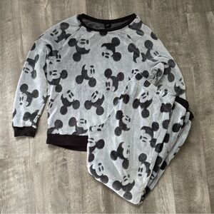 Mickey Cozy Fleece Pajama Set